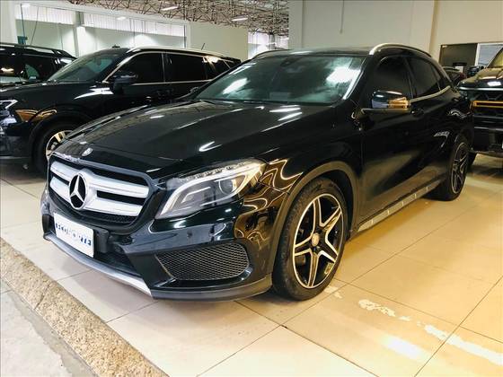 MERCEDES-BENZ GLA 250 2.0 16V TURBO GASOLINA ENDURO 4P AUTOMÁTICO MERCEDES-BENZ GLA 250 2.0 16V TURBO GASOLINA ENDURO 4P AUTOMÁTICO